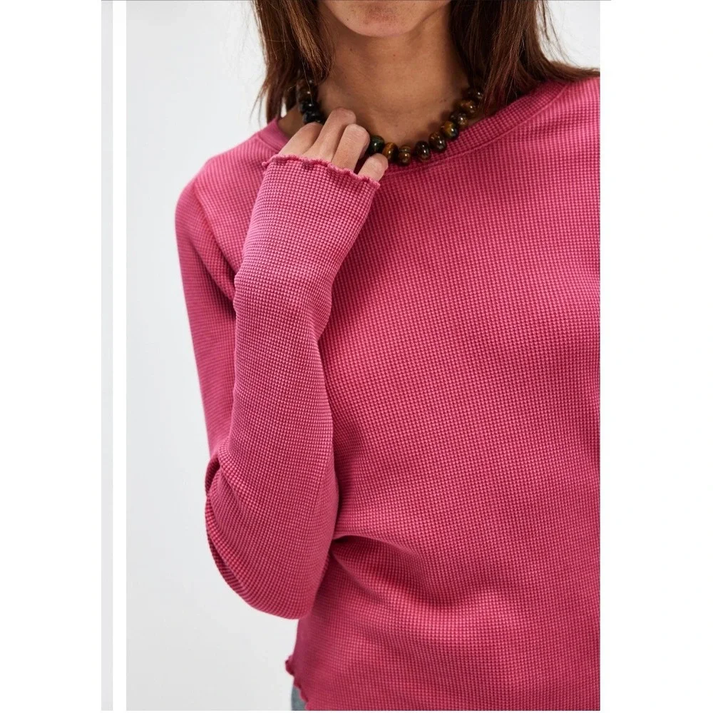 Free People  Easy Does It Long Sleeve Tee Raspberry Pink Large New NWT Waffle